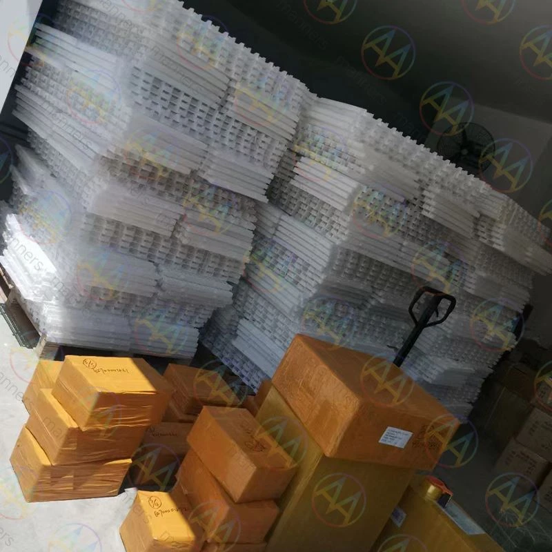 বেলজিয়ামের গ্রাহকরা 20,000pcs ফ্লিপ লক সহ কাস্টম অ্যালুমিনিয়াম টেলিস্কোপিক ...